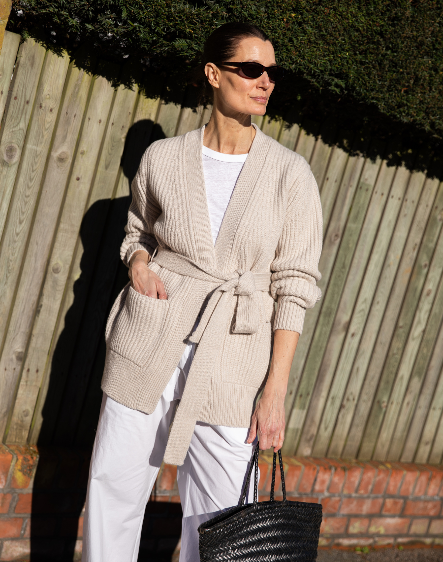 The Heirloom Cardigan 2.0 - Lait / Archive Sale